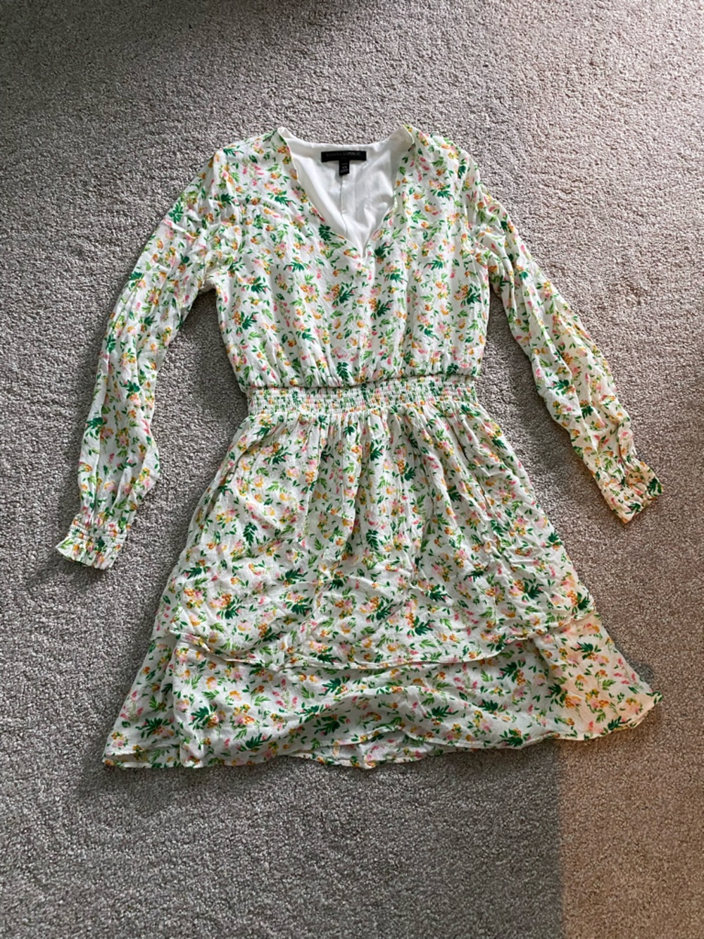 Banana Republic Long Sleeve Dress, very gently used, size XS Petite